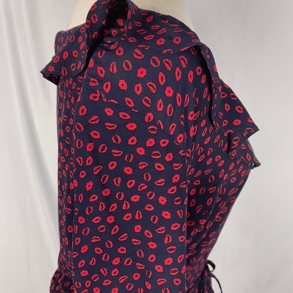 TOPSHOP LIP PRINT MINI DRESS - Picture 6 of 14
